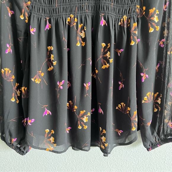 Madewell Georgette Ruffle-Collar Smocked Top in Falling Freesias - Picture 6 of 13